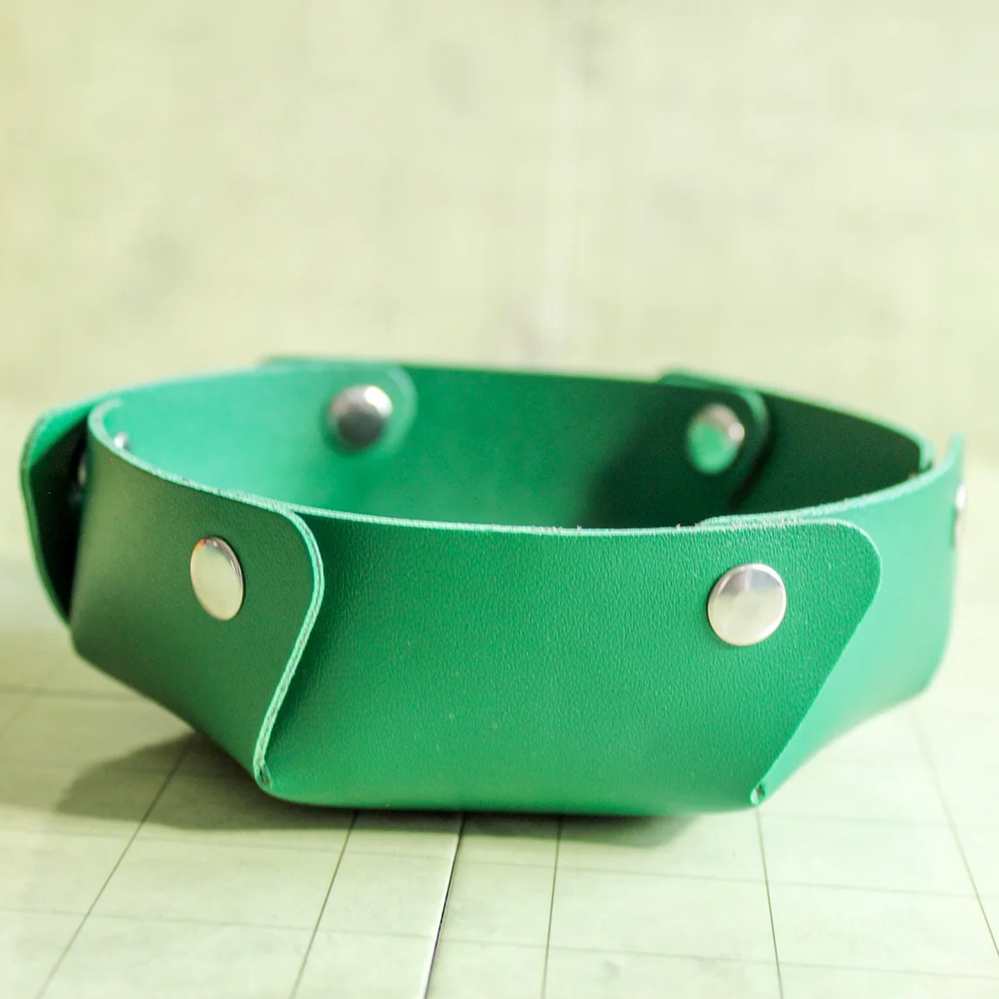 Mystery Dice Goblin: Circular Dice Tray - Green