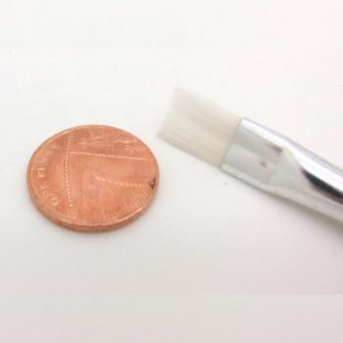 Creative Models (2094) Budget Synthetic Flat Brush No.8