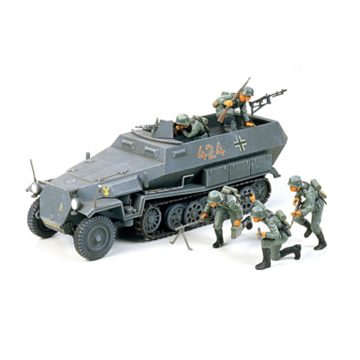 Tamiya: German Hanomag Sd.Kfz.251/1