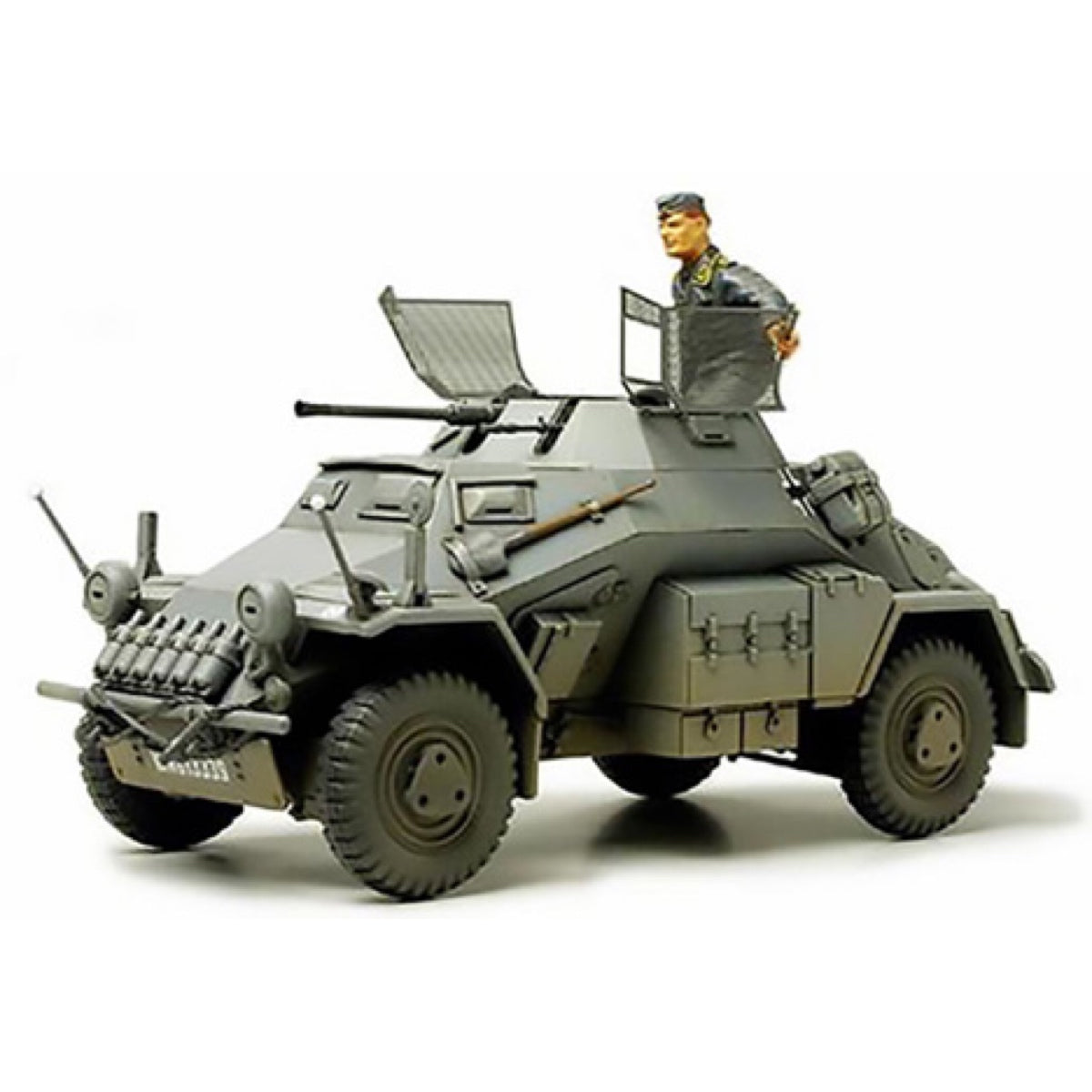 Tamiya: SD.KFZ 222 W/PHOTO ETCHED PART
