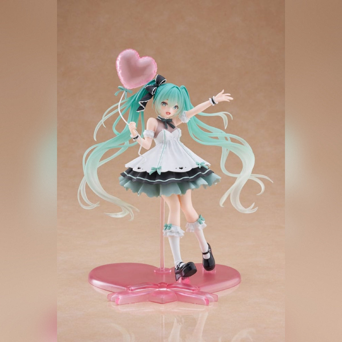 Hatsune Miku AMP+ PVC Statue Statue Hatsune Miku Birthday 2025 Party Ver. 21 cm