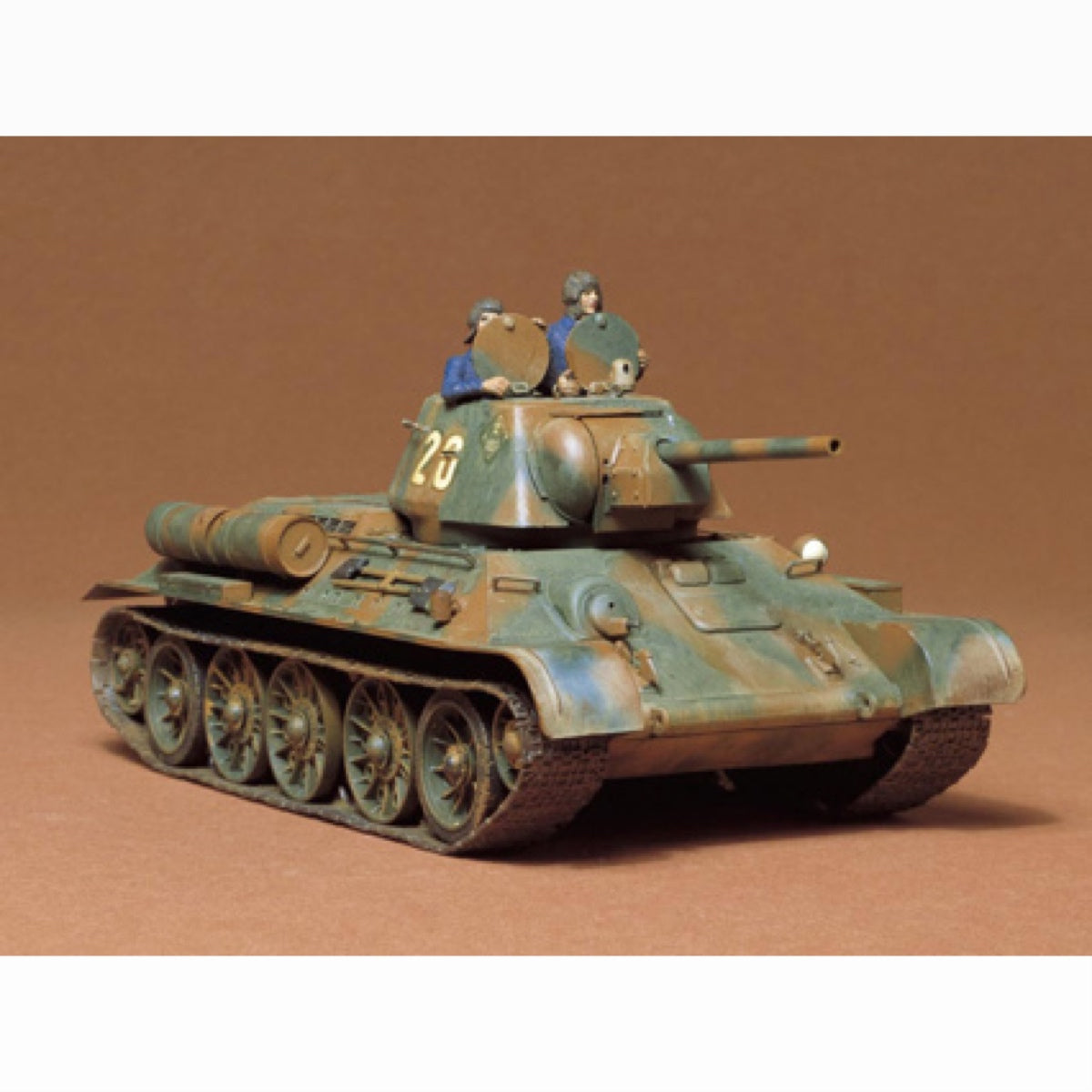 TAMIYA: 1/35 T34/76 1943 Russian Tank
